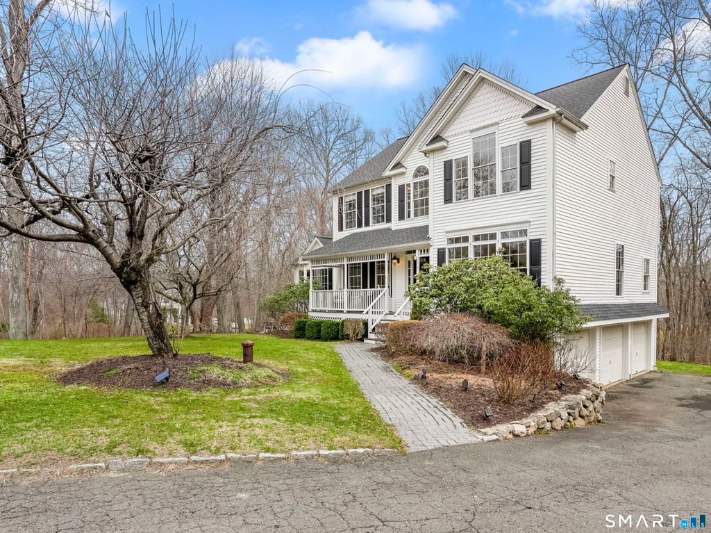 Photo of 6 Christina Drive, Oxford, CT 06478 (MLS # 24163430)