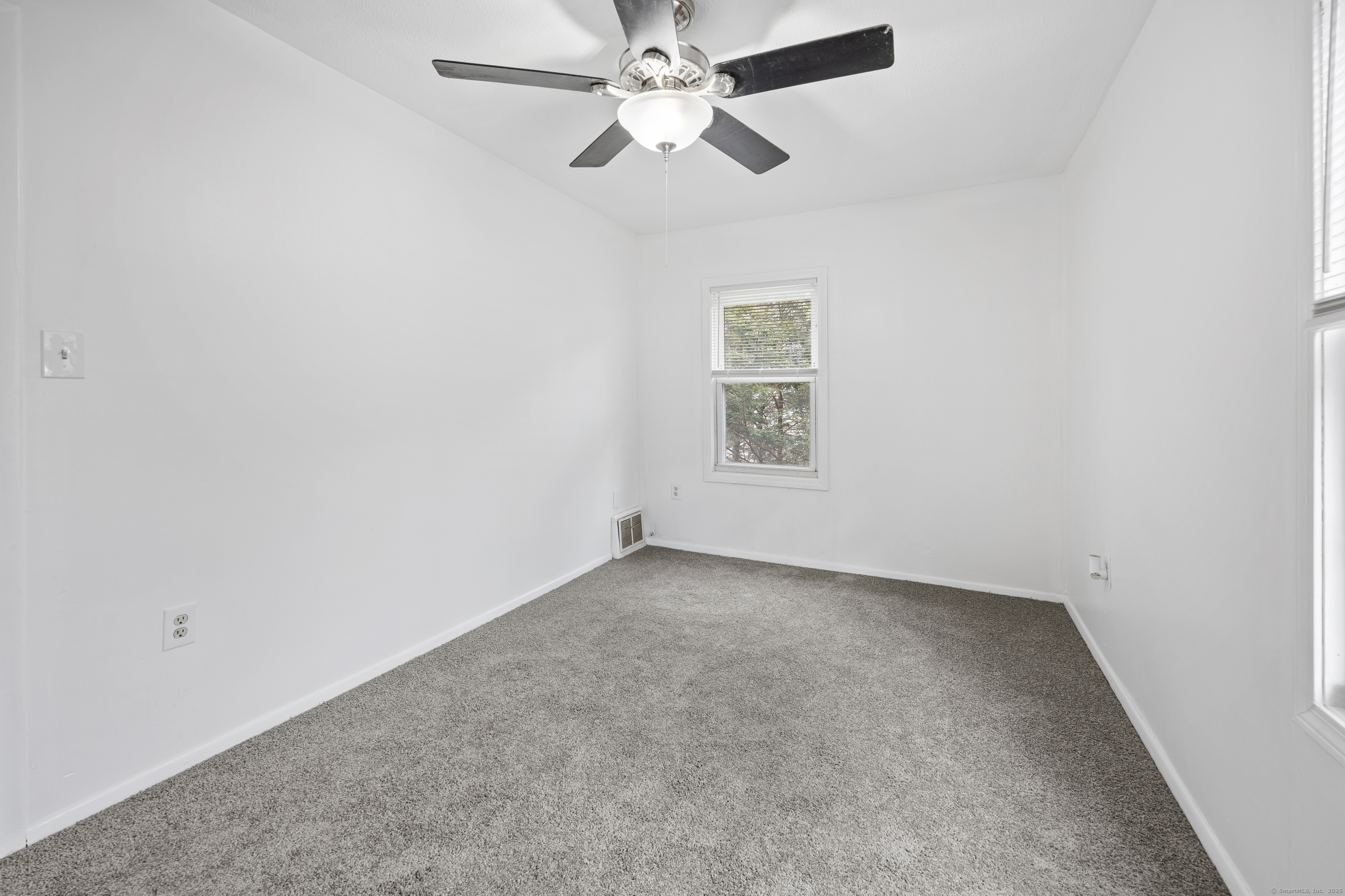 135 New Hanover Avenue, Meriden, Connecticut image 14