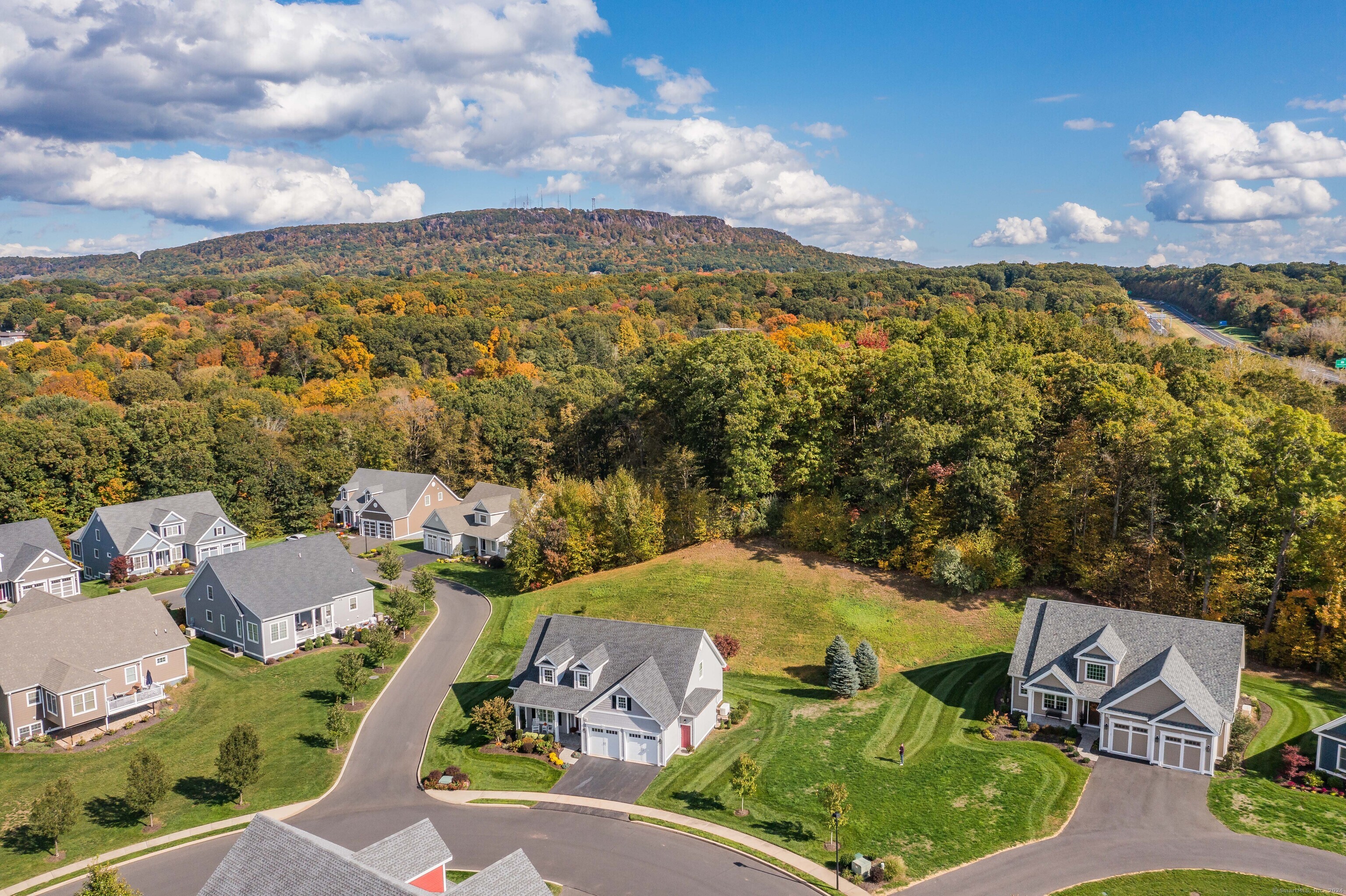130 Victoria Drive, Cheshire, Connecticut image 6
