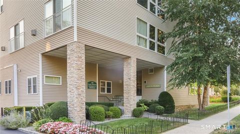 Tiny photo for 1400 Bedford Street #5, Stamford, CT 06905 (MLS # 24189573)
