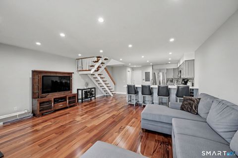 Tiny photo for 1400 Bedford Street #5, Stamford, CT 06905 (MLS # 24189573)