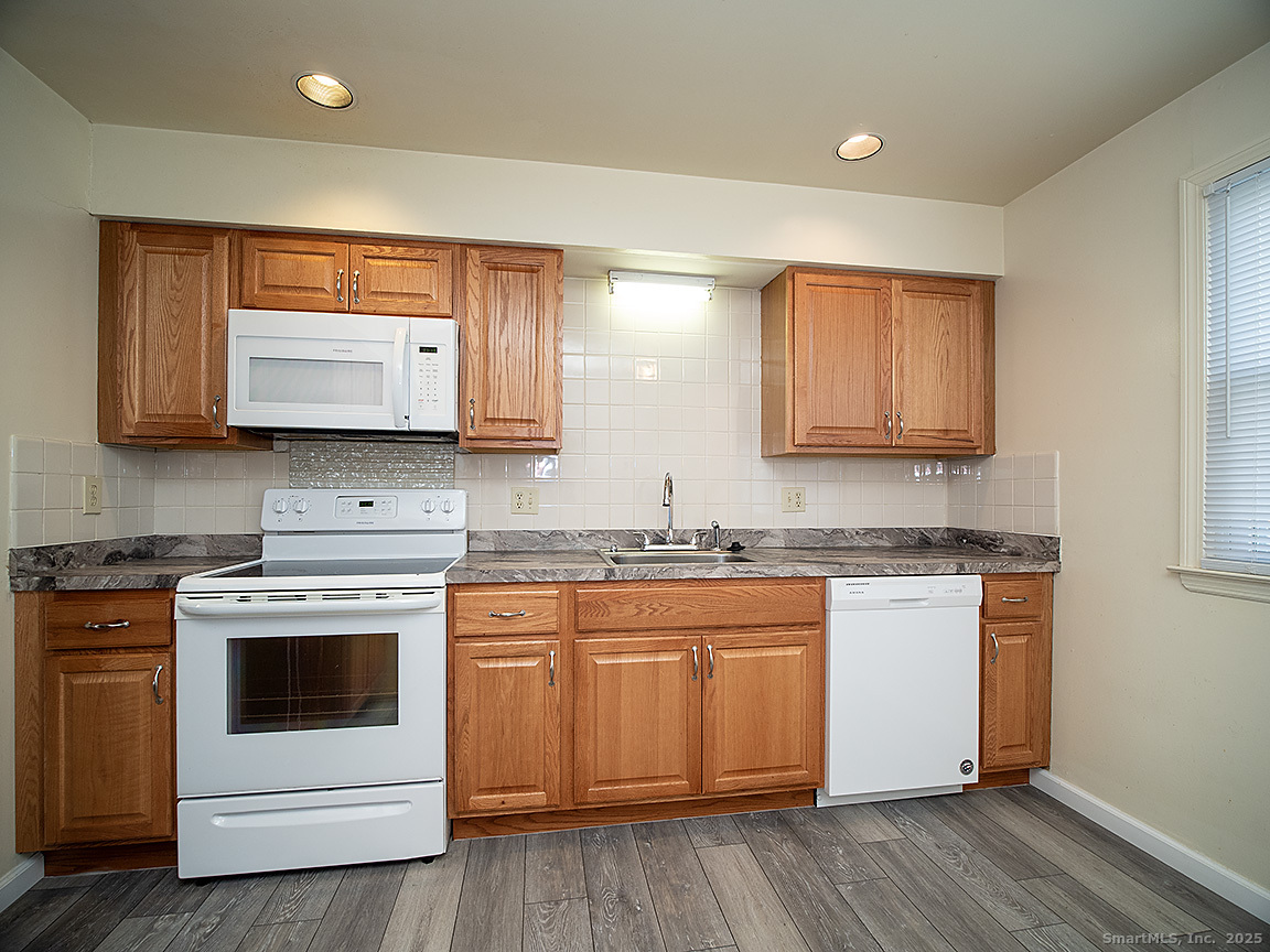 3989 Park Avenue 3989