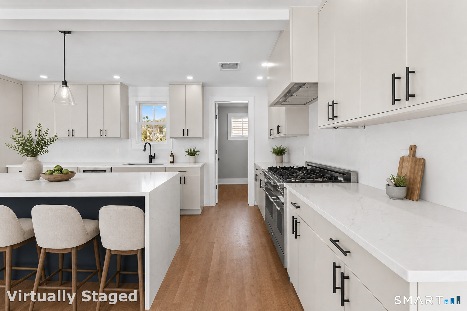 108 Gregory Boulevard