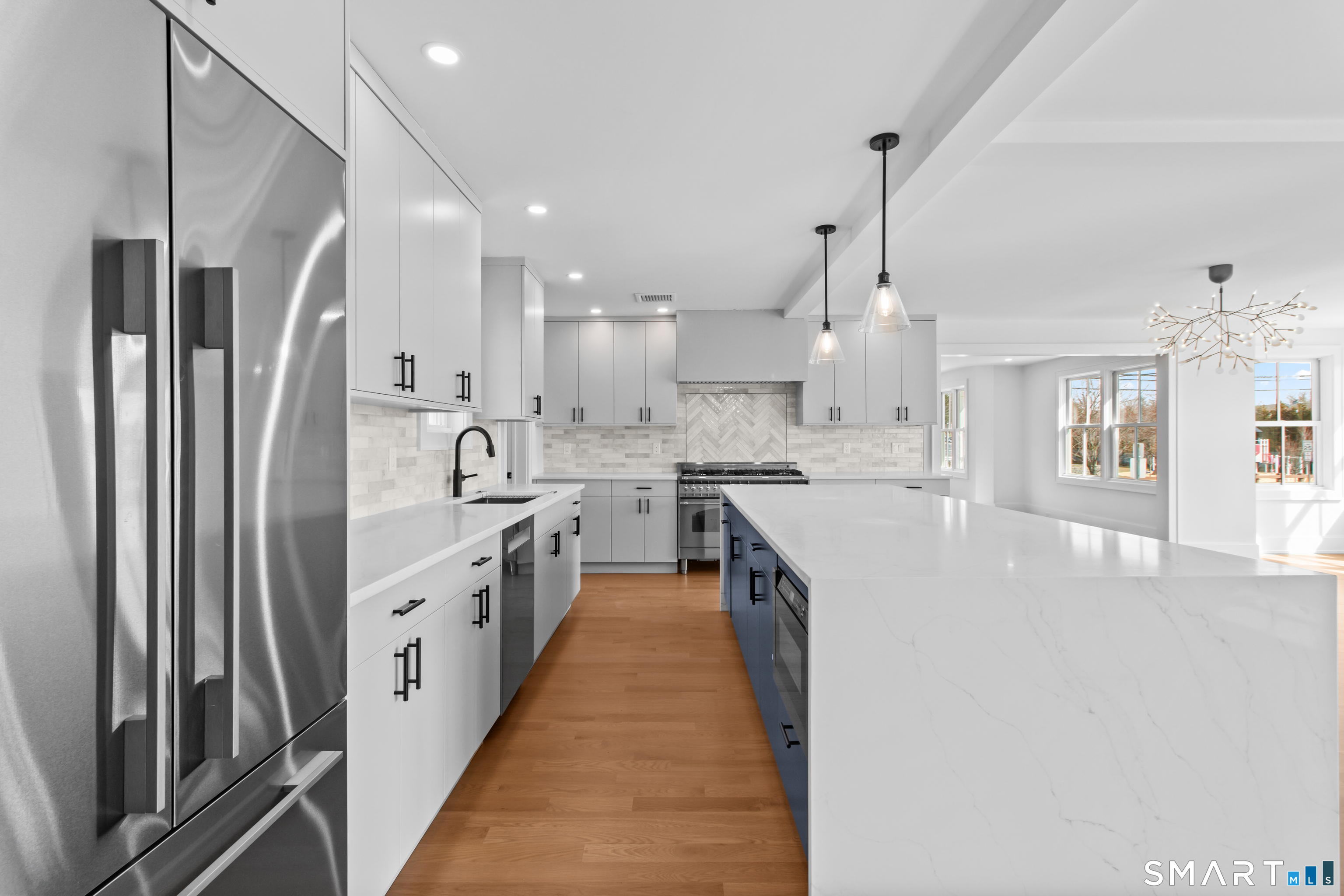 108 Gregory Boulevard