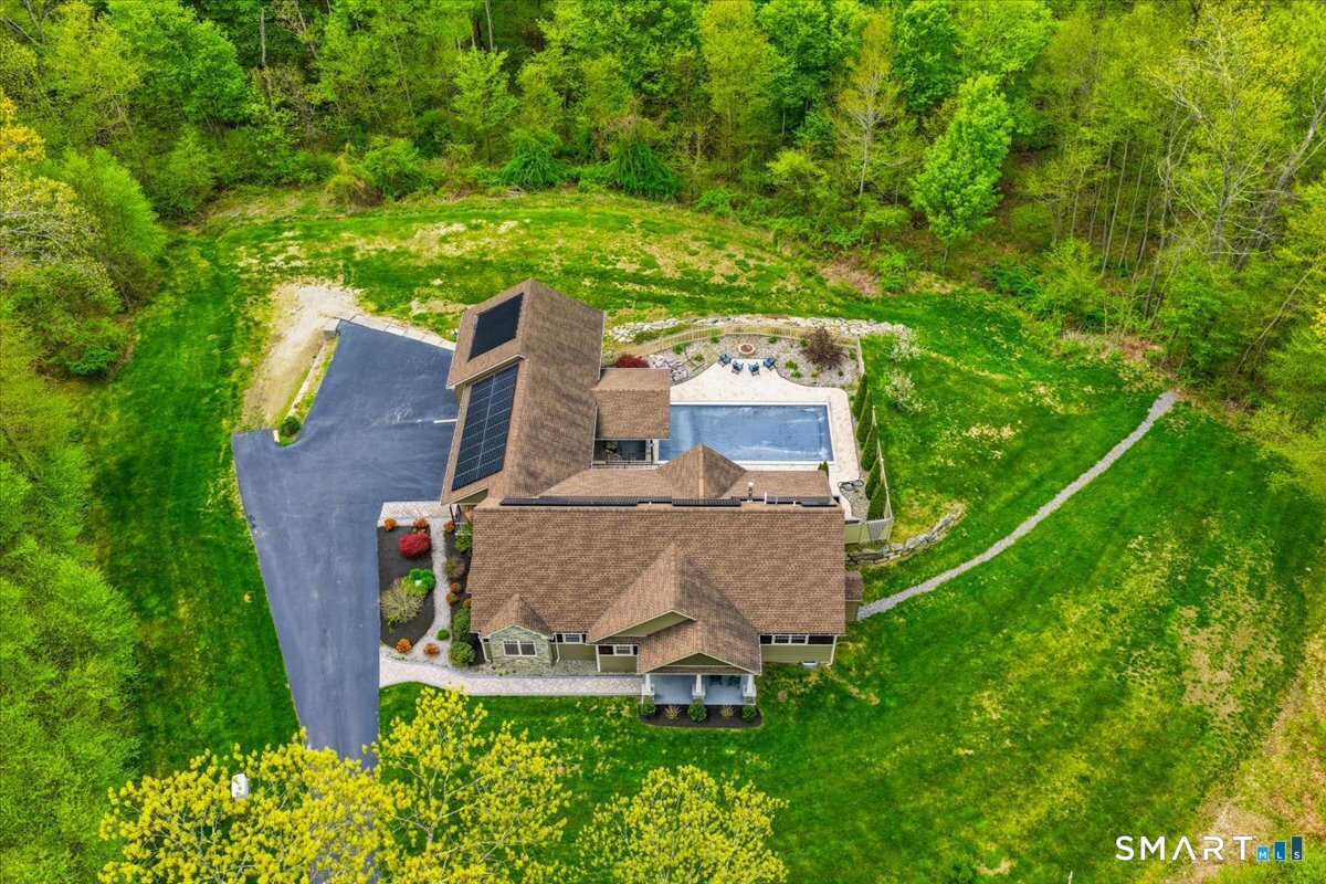 17 Decubellis Court