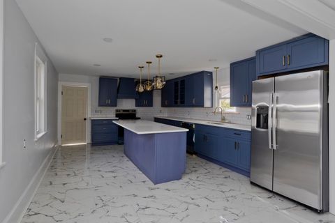 19 Church Street Agawam MA 01001