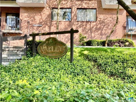 Tiny photo for 1 Valley Road #205, Stamford, CT 06902 (MLS # 24202340)