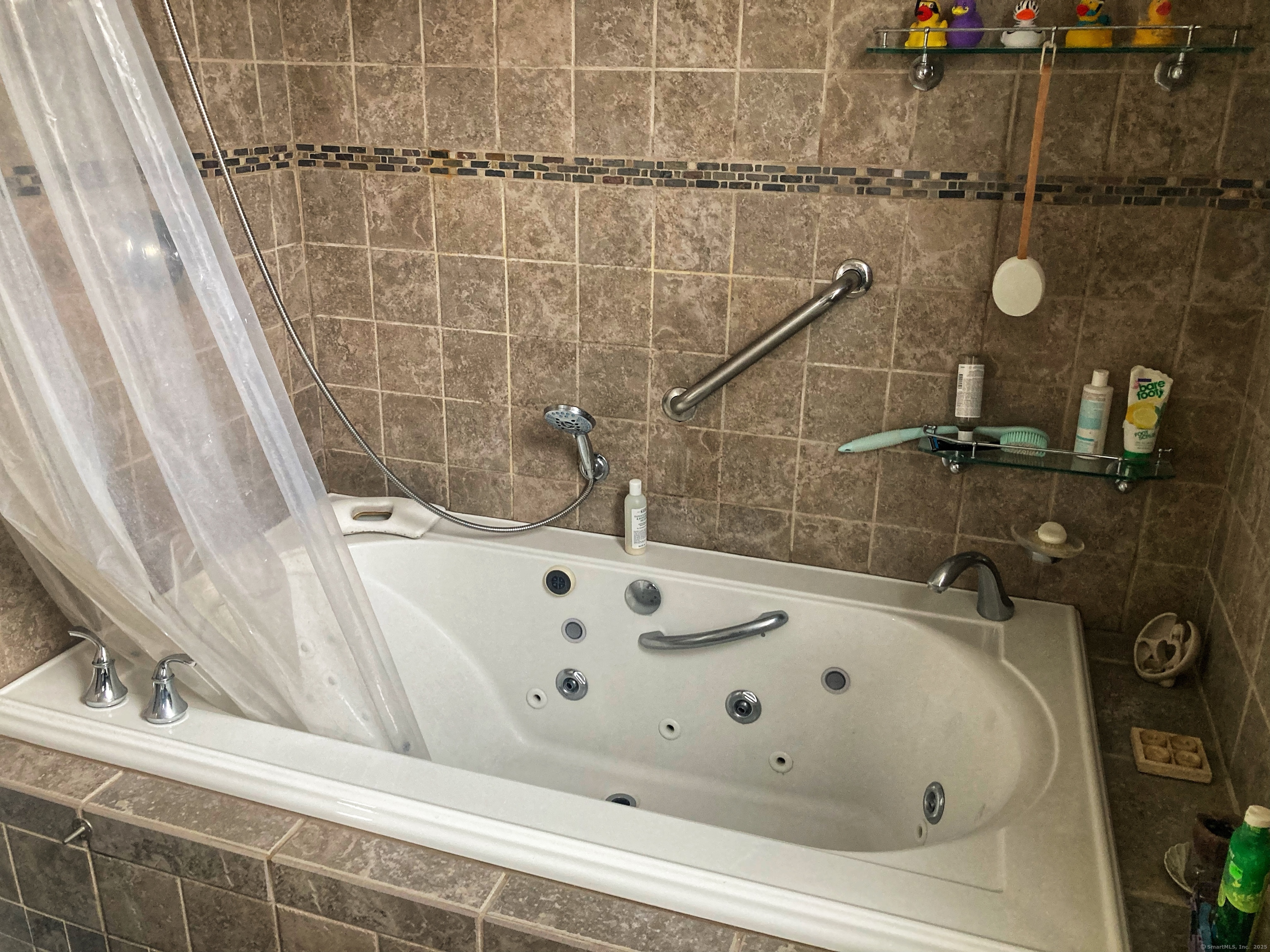 187 Mechanic Street, Stonington, Connecticut image 17