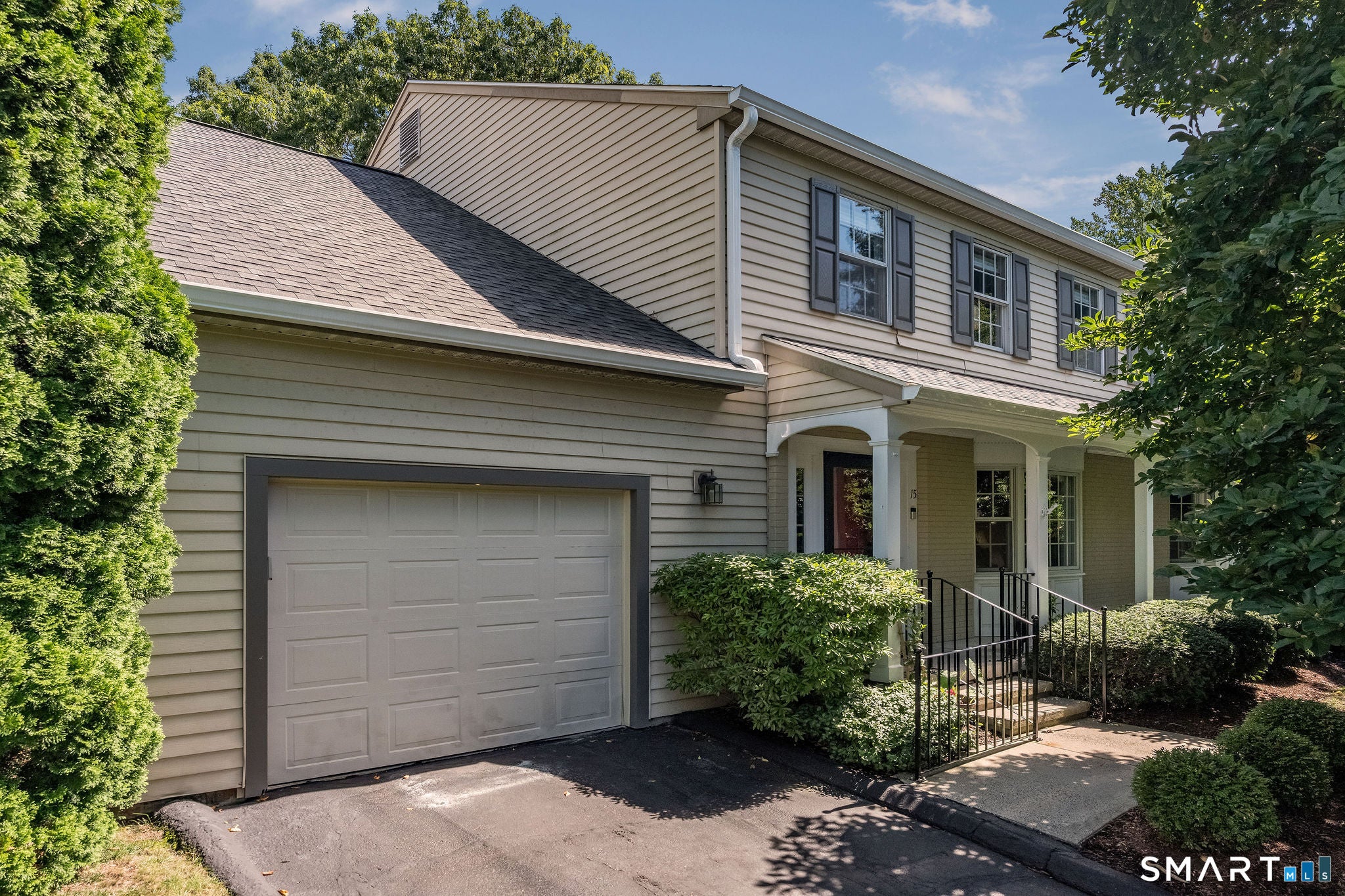 15 Cambridge Drive 15
