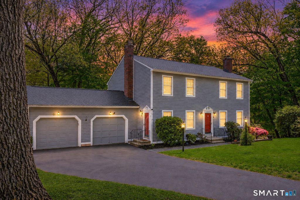 Photo of 72 Kingfisher Circle #72, South Windsor, CT 06074 (MLS # 24174505)