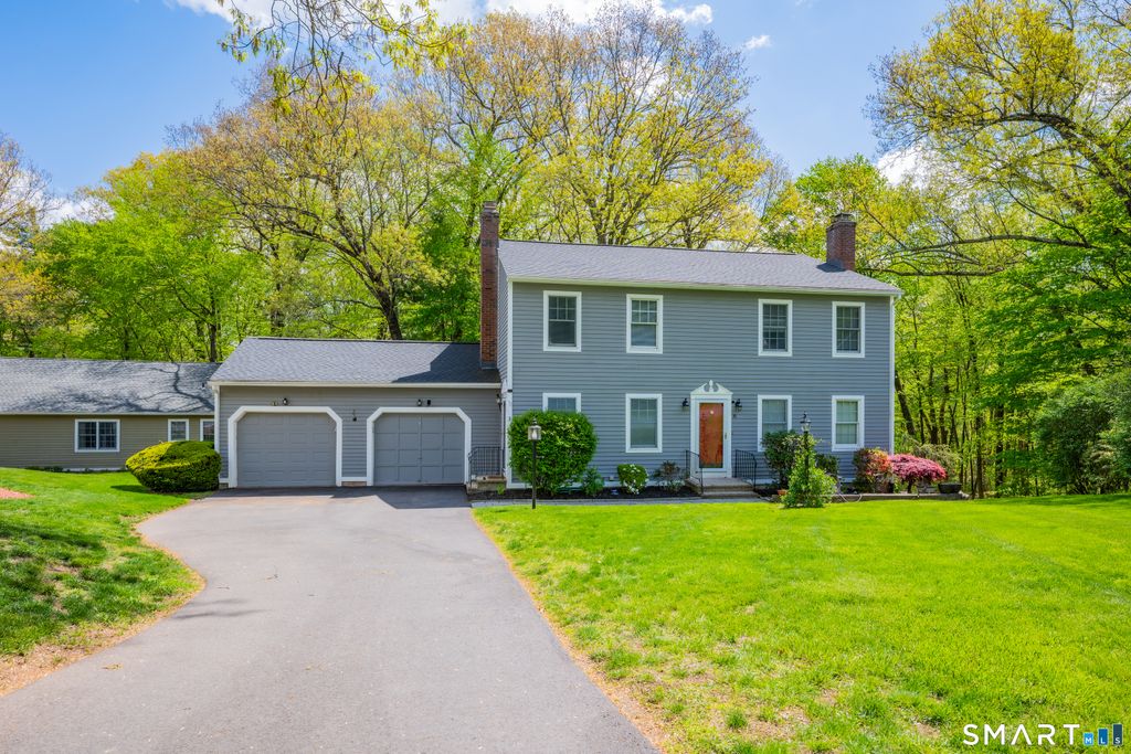 Photo of 72 Kingfisher Circle #72, South Windsor, CT 06074 (MLS # 24174505)