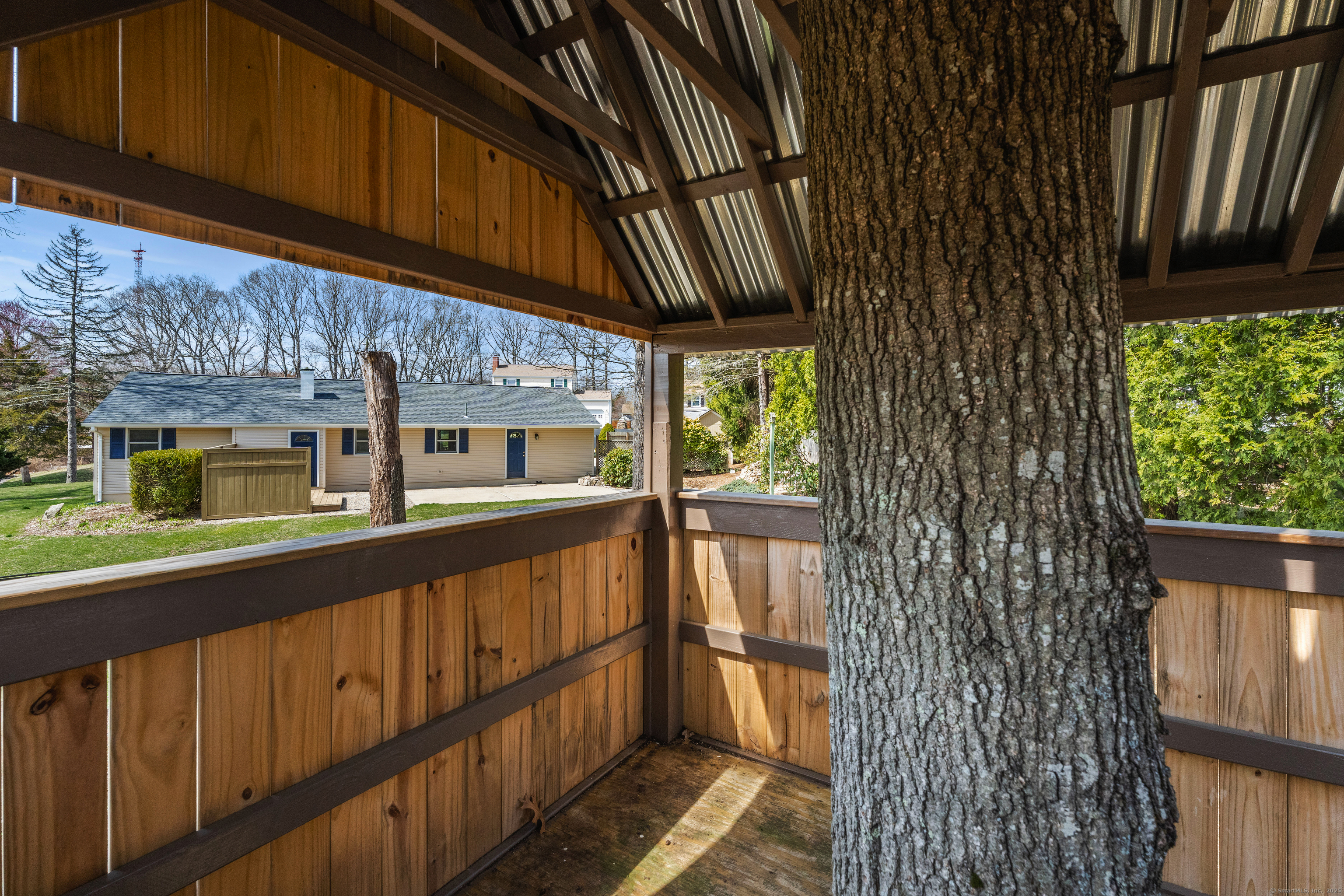 99 Massachusetts Road, Montville, Connecticut image 19