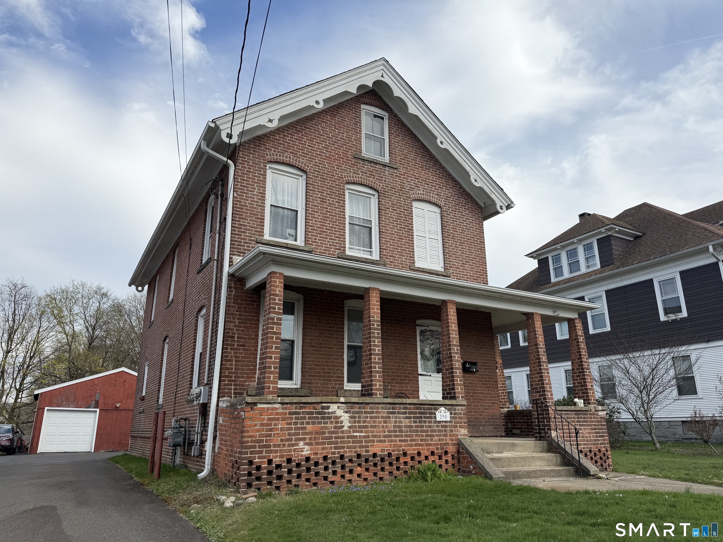 290 Wakelee Avenue