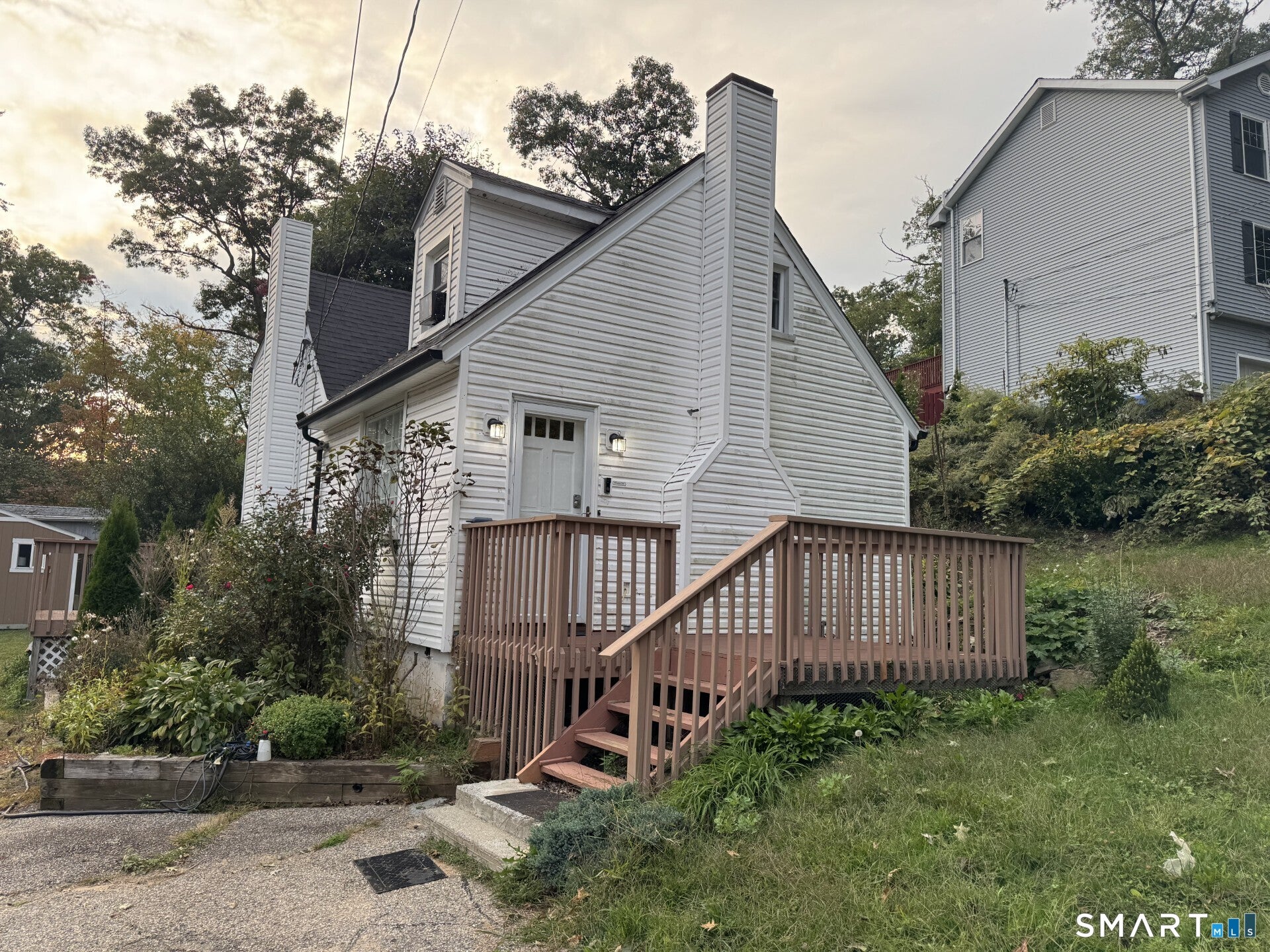 51 Oronoque Trail
