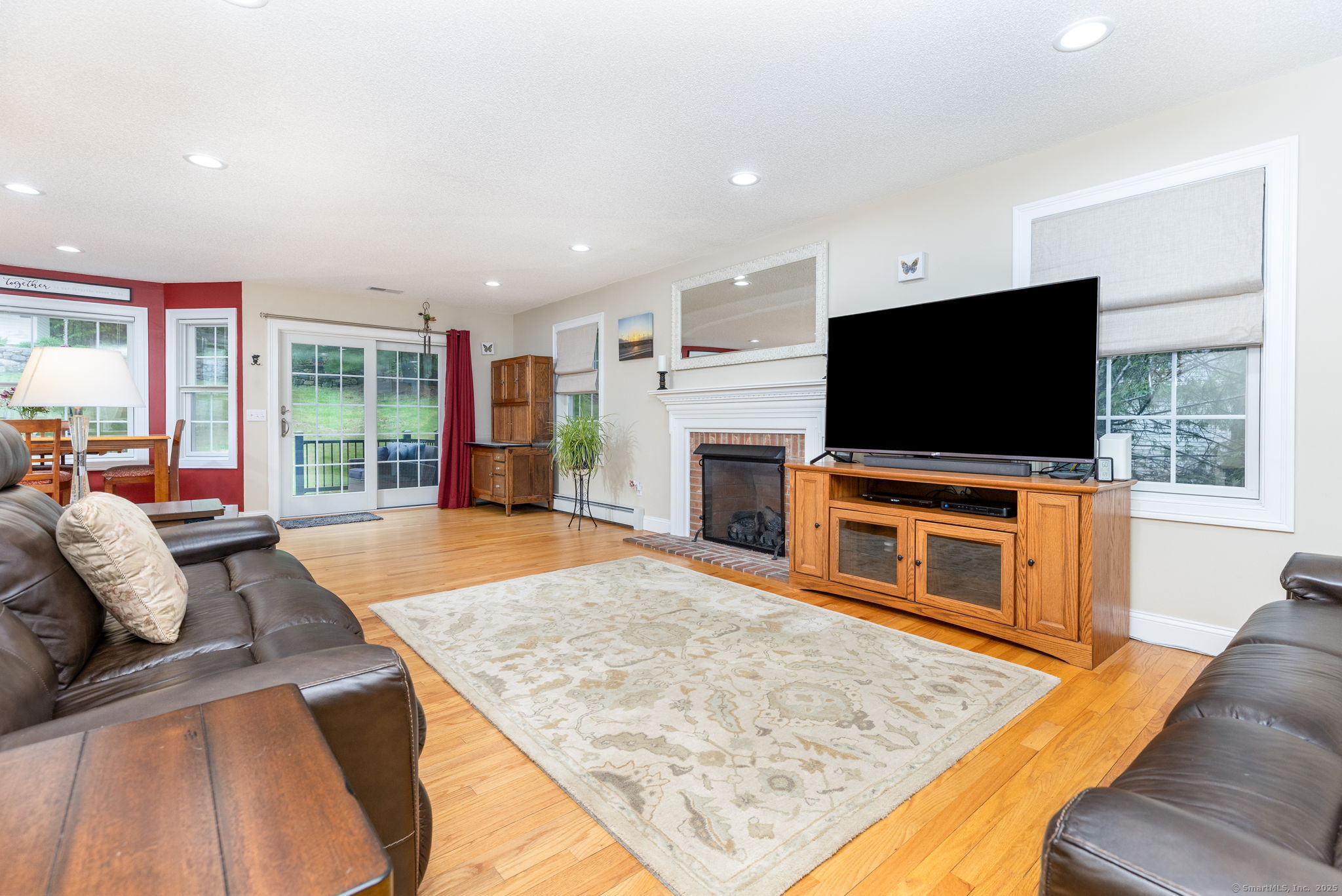 4 Hemlock Trail, Ellington, Connecticut image 9