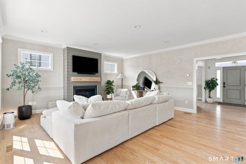 Tiny photo for 78 Oakwood Circle, Plainville, CT 06062 (MLS # 24203364)