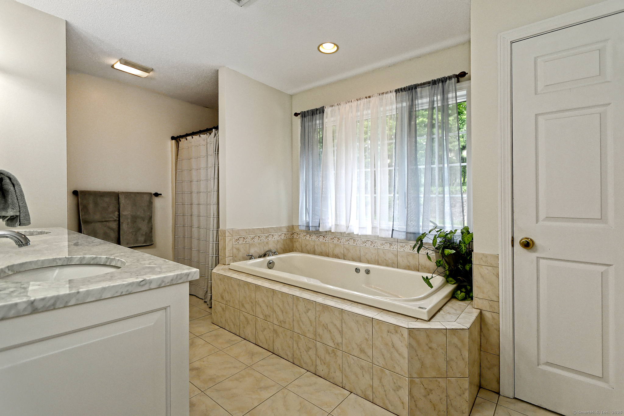 250 Wooding Hill Road, Bethany, Connecticut image 21