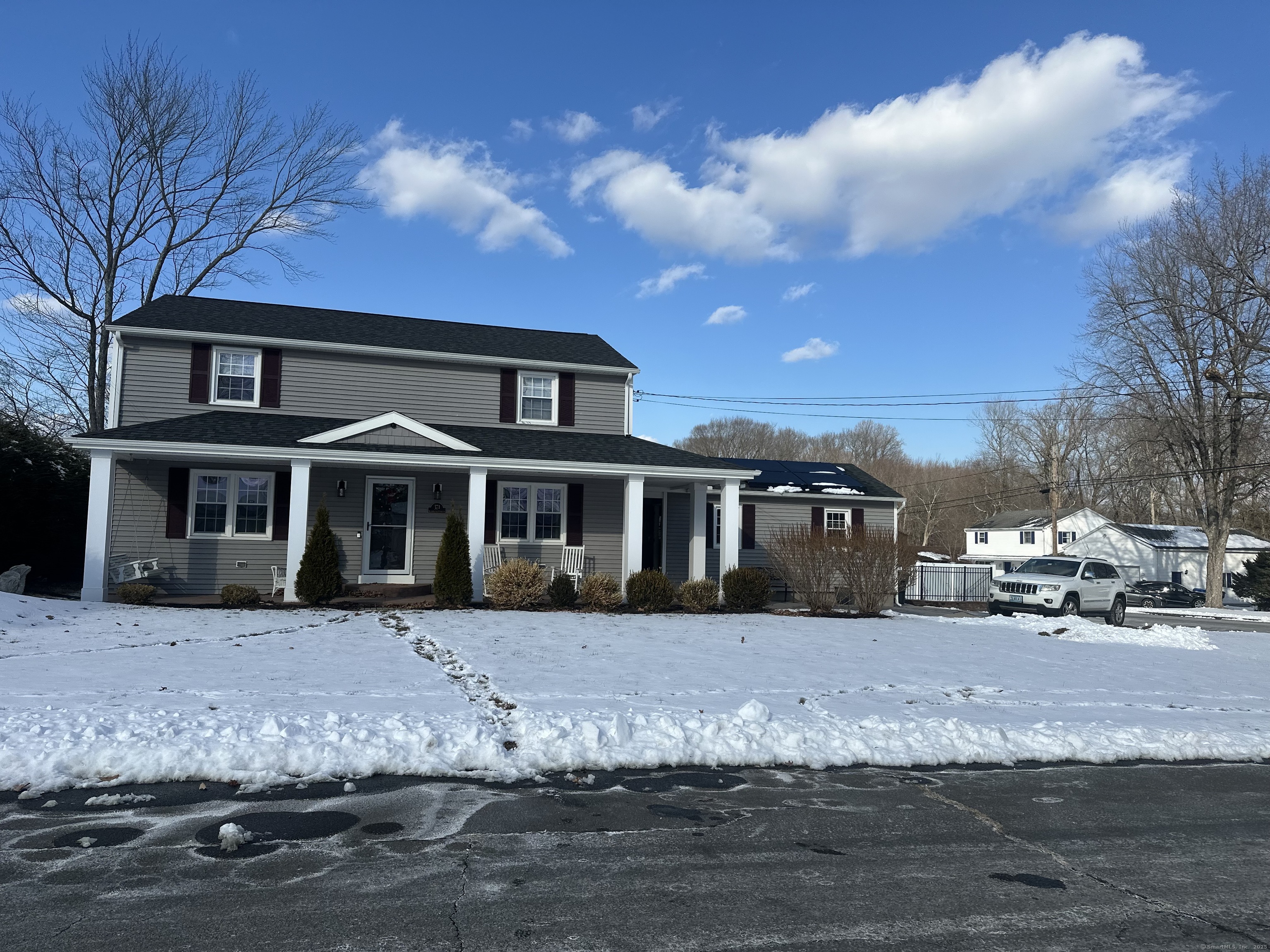 Rambler Street, Bristol, Connecticut - 4 Bedrooms  
2 Bathrooms  
8 Rooms - 