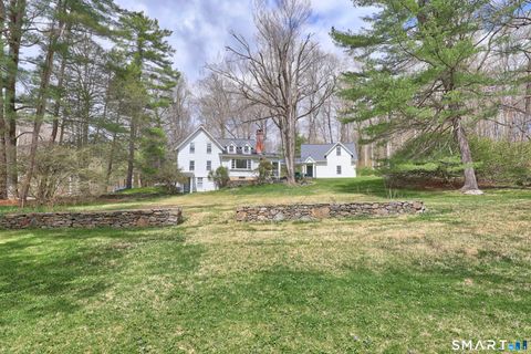 Photo of 420 Charcoal Avenue, Middlebury, CT 06762 (MLS # 24167472)