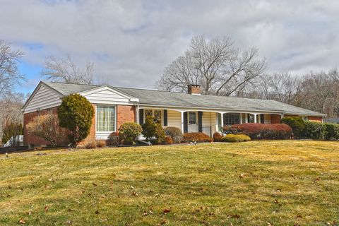 555 Forest Road Orange CT 06477