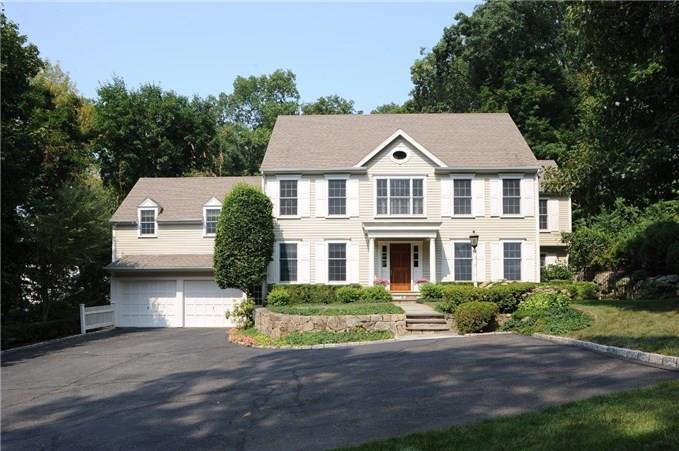 Photo 1 of 278 New Norwalk Road, New Canaan, Connecticut, $1,310,000, Web #: 99132409