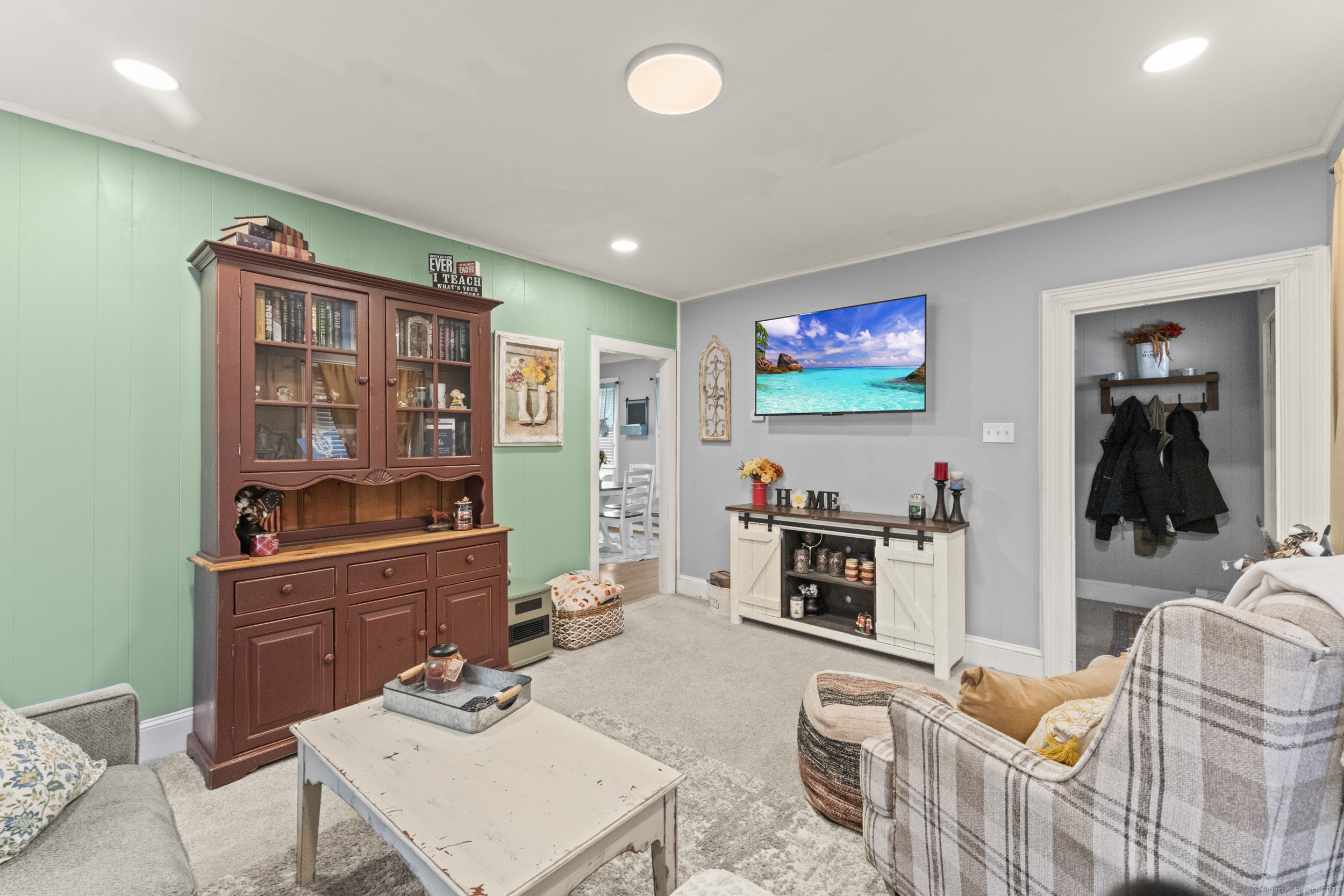 27 High Street, Plainfield, Connecticut image 8