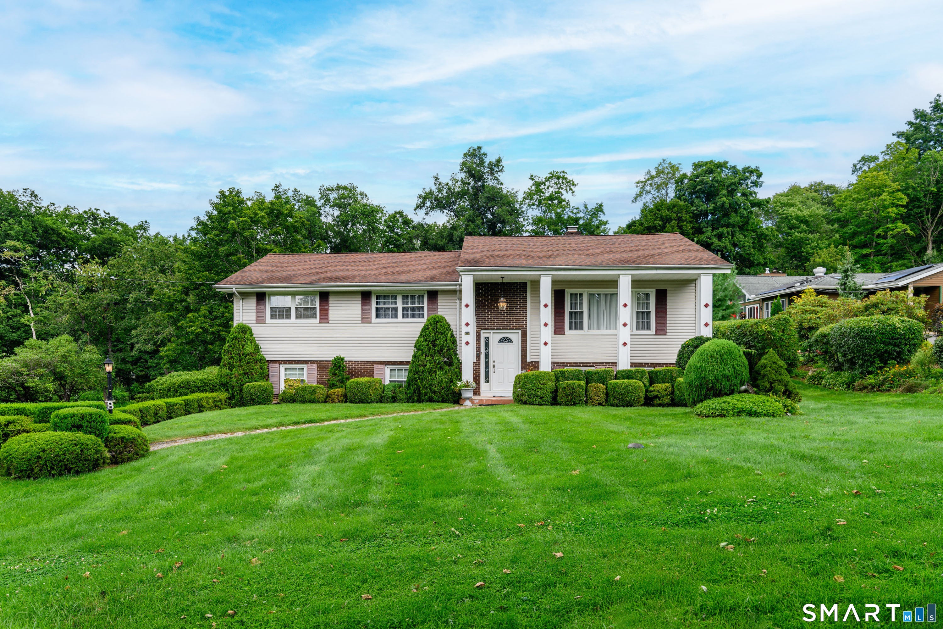 8 Pinewood Shores
