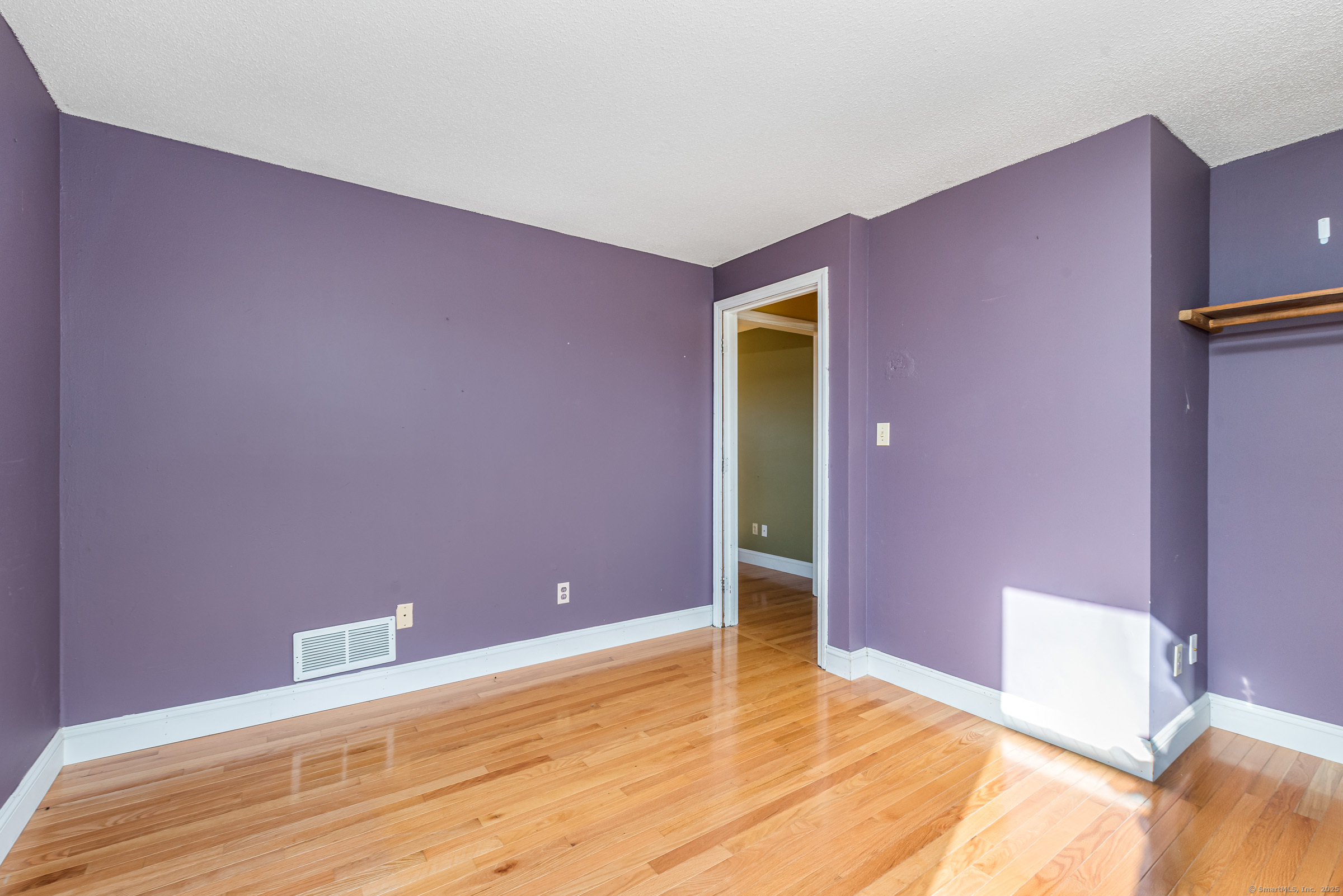 1004 Hill Street, Bristol, Connecticut image 13