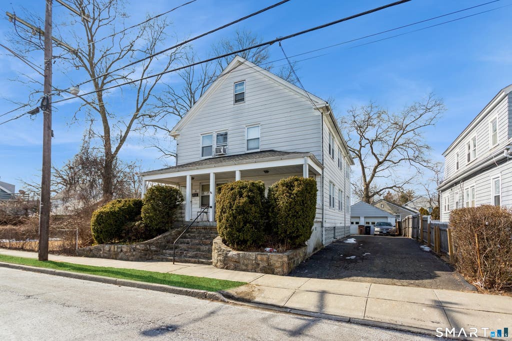 Photo of 20 Parker Avenue, Stamford, CT 06906 (MLS # 24197992)
