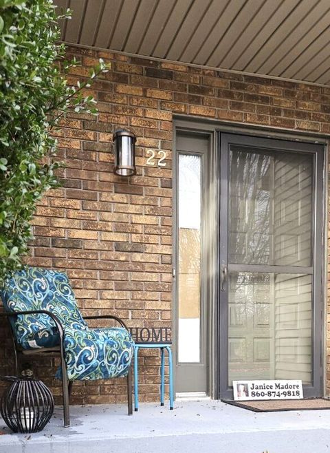 Photo of 25 Washington Street #APT 22, Bristol, CT 06010 (MLS # 24139786)