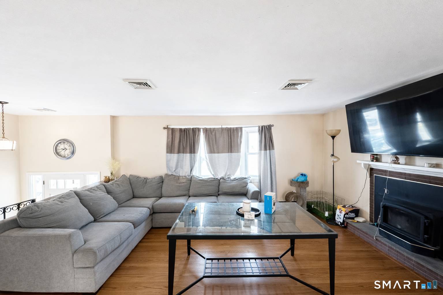 271 Meadowview Drive