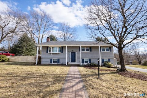 Homes For Sale - 271 Meadowview Drive<br/> Litchfield County, Torrington, CT 06790