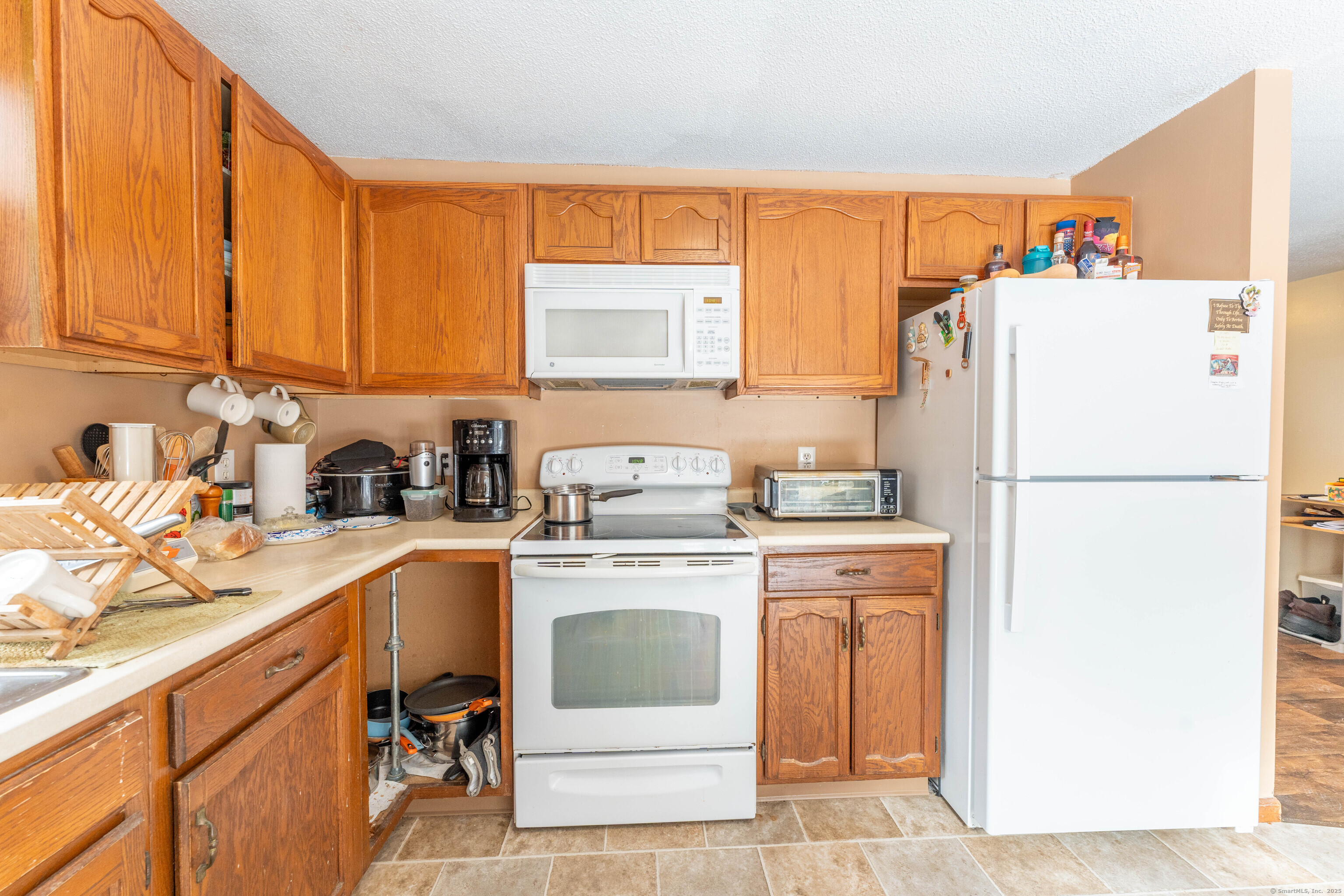 75 Tripp Road, Woodstock, Connecticut image 2