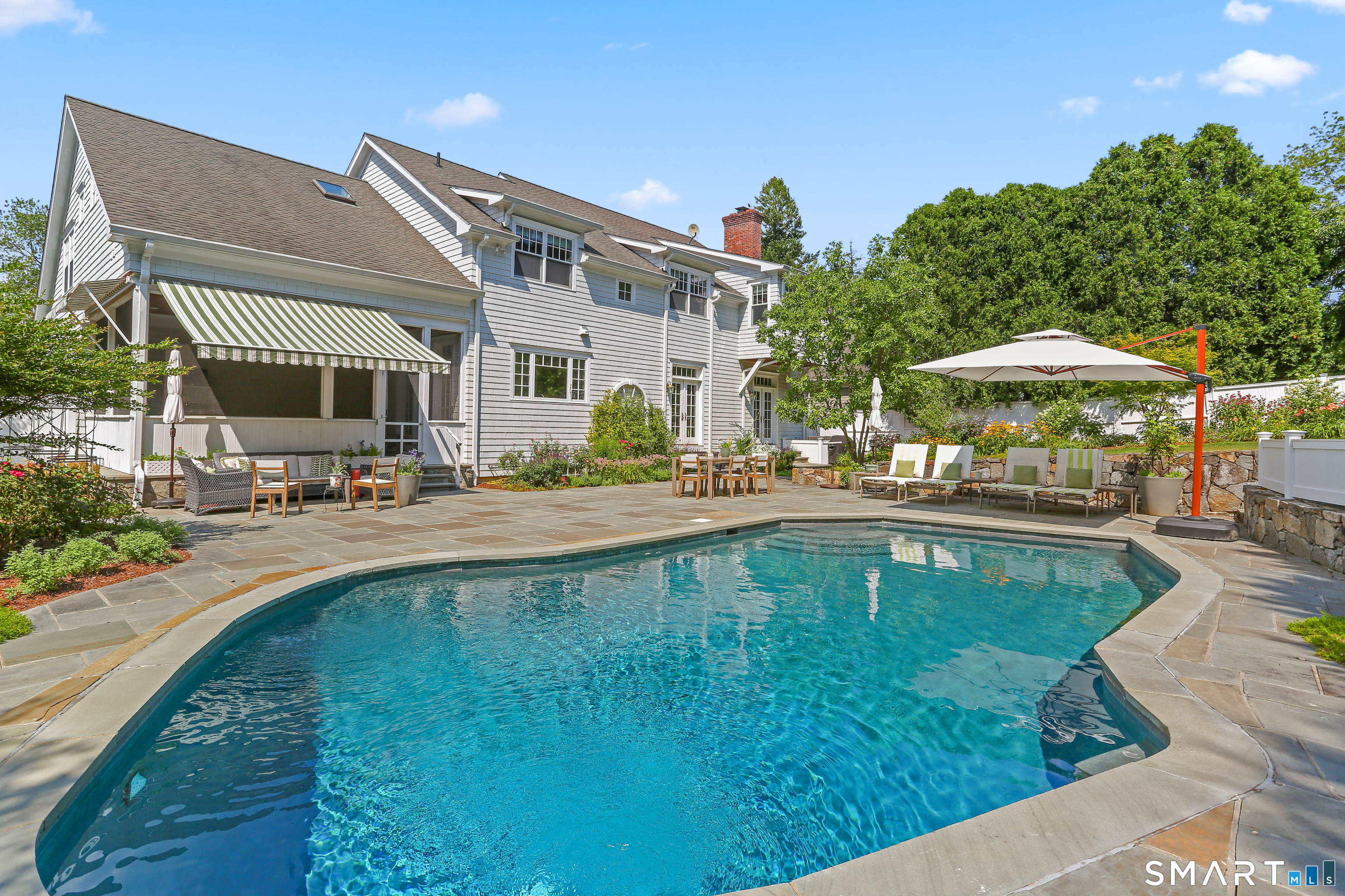 7 Pond Edge Road