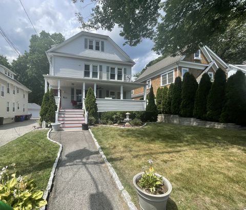 Photo of 5 Sycamore Street, Norwalk, CT 06855 (MLS # 24137202)