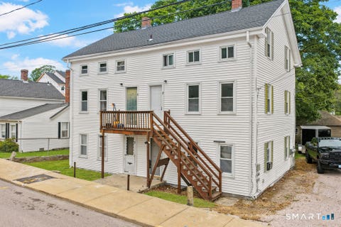 Multifamily For Rent - 7 Palmer Street<br/> Stonington, CT 06379