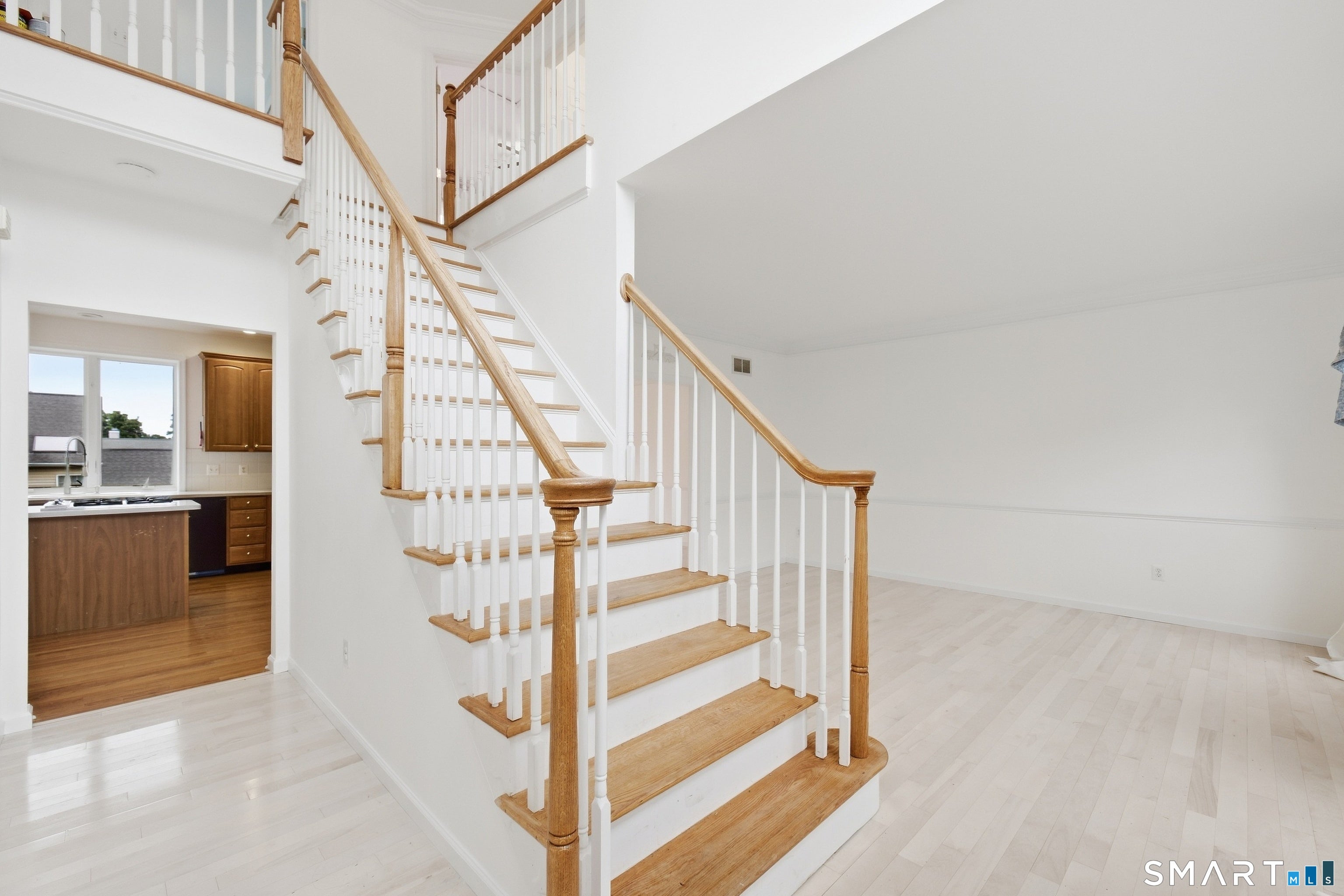 6 Ashley Court