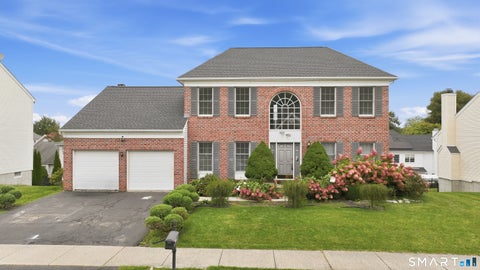 Photo of 6 Ashley Court, Danbury, CT 06810 (MLS # 24208331)