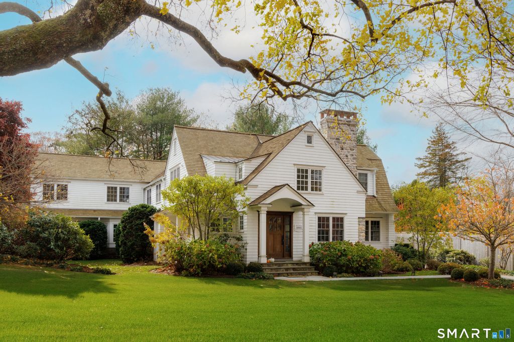 Photo of 24 Compo Parkway, Westport, CT 06880 (MLS # 24146922)