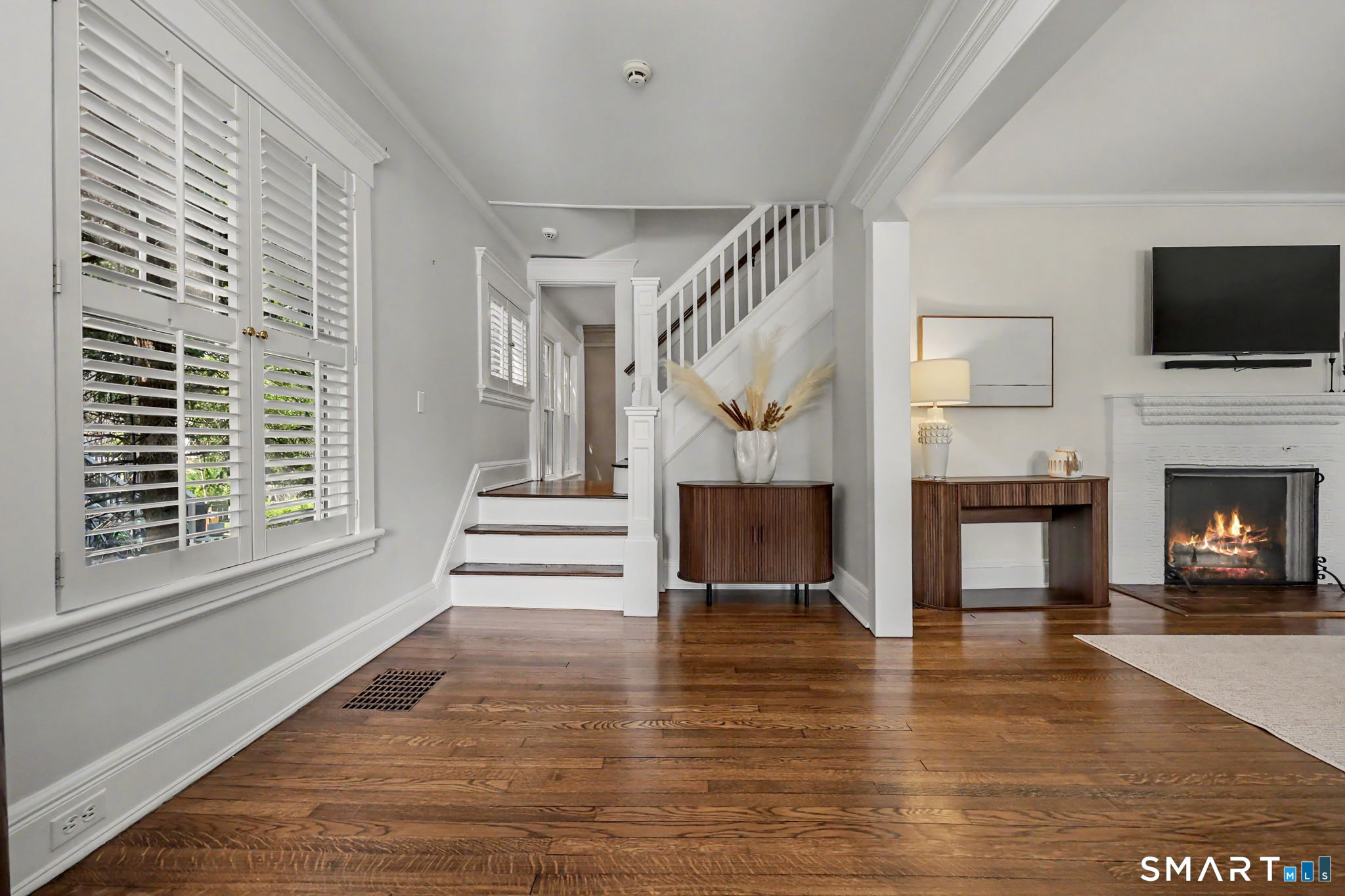 594 Stratfield Road