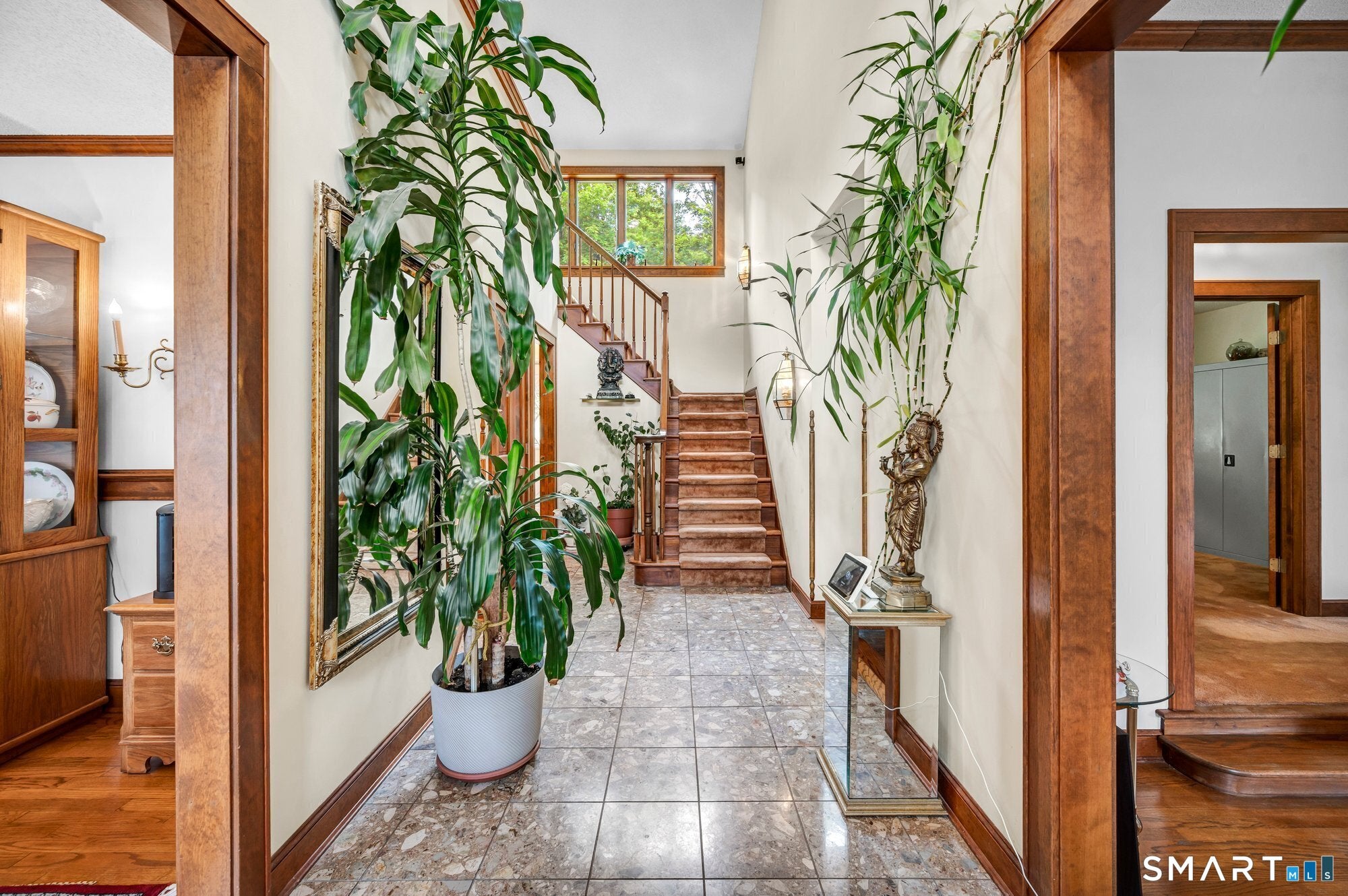 604 Brownstone Ridge