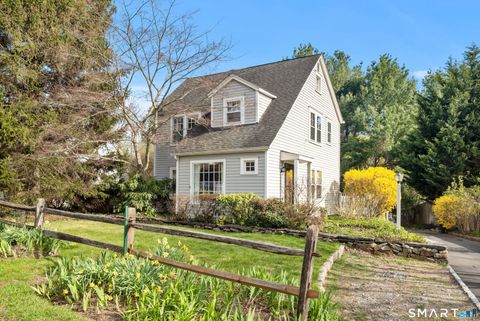 Photo of 10 Hunt Street, Norwalk, CT 06853 (MLS # 24166664)