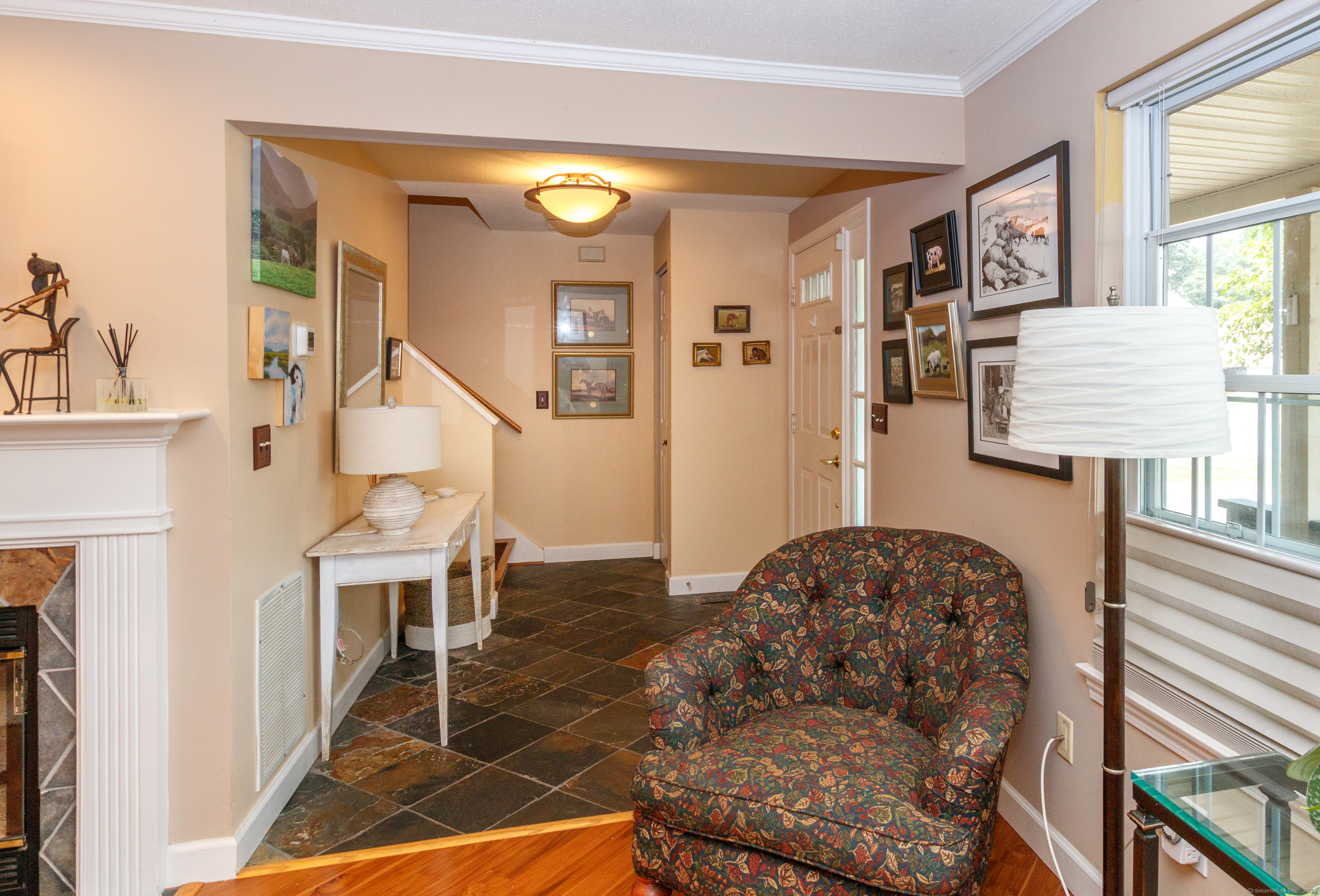 1903 Meadowview Drive 1903