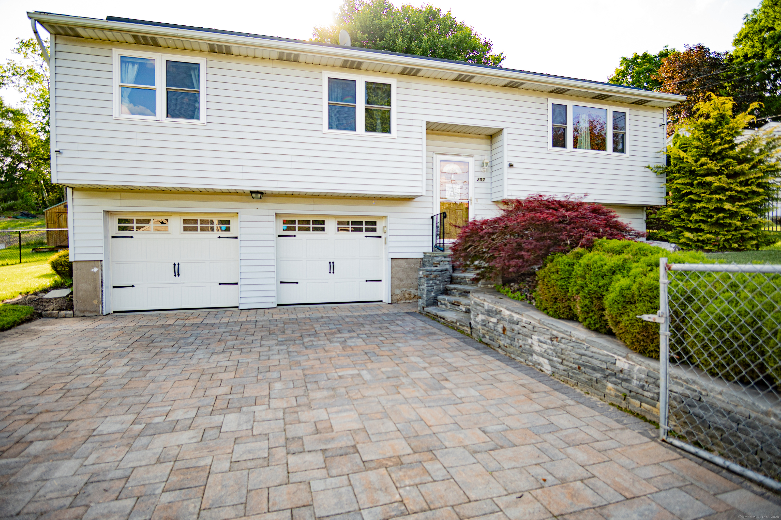 Property for Sale at Bucks Hill Road, Waterbury, Connecticut - Bedrooms: 3 
Bathrooms: 2 
Rooms: 5  - $389,900