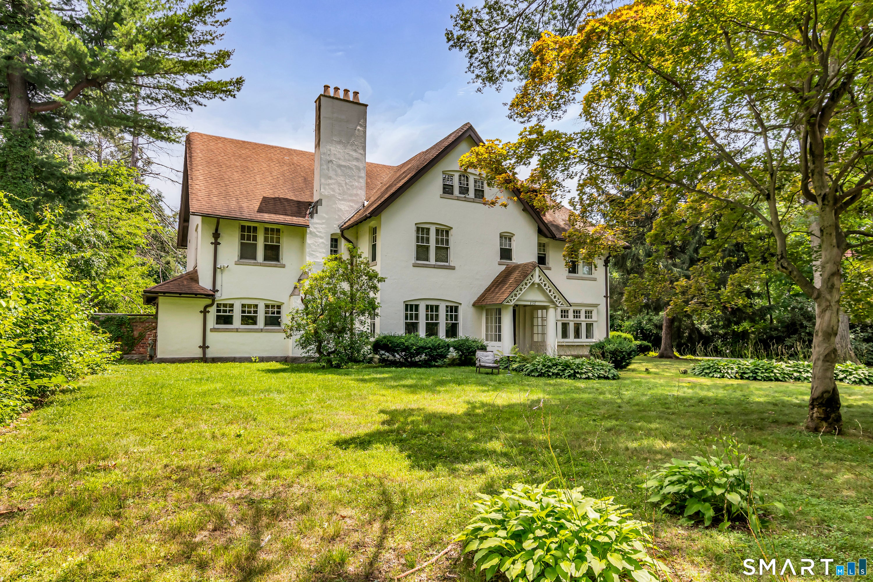 856 Prospect Avenue