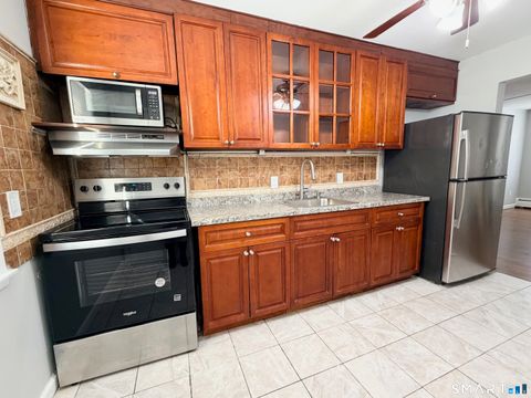 Tiny photo for 161 W Spring Street #APT B2, West Haven, CT 06516 (MLS # 24151592)