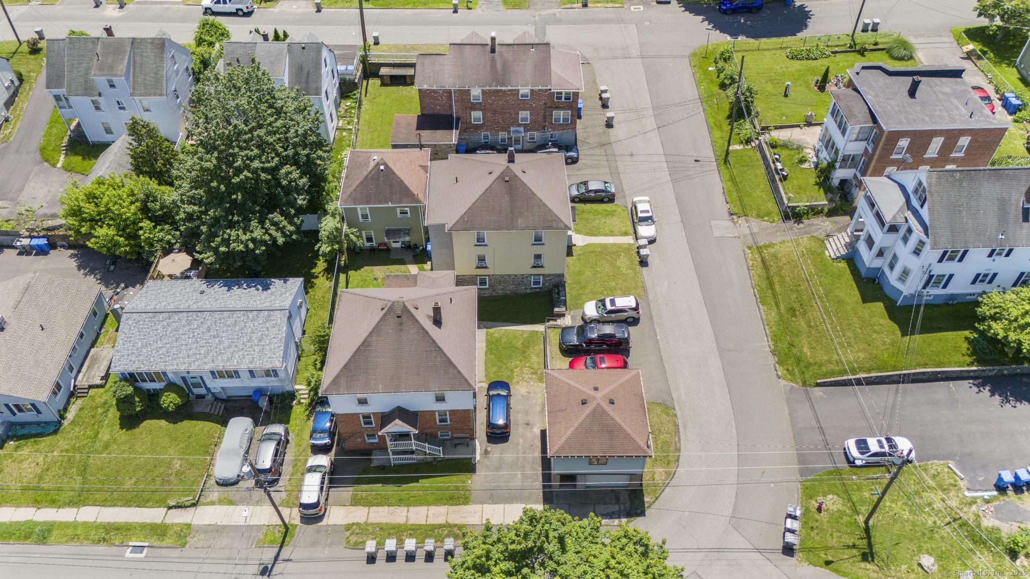 Bristol, Connecticut 06010, United States, 5 Bedrooms Bedrooms, ,3 BathroomsBathrooms,Residential,Active,155912