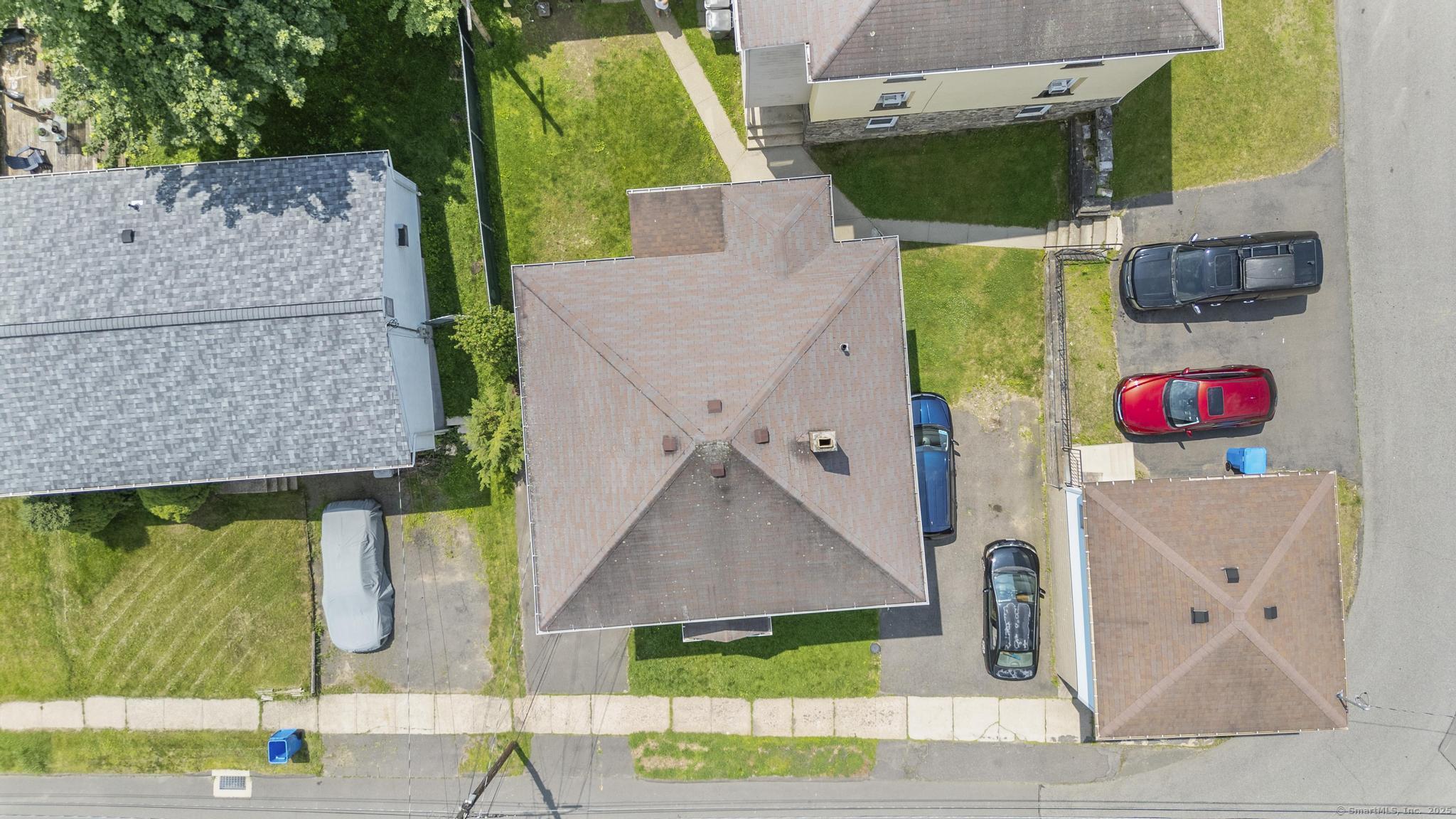 Bristol, Connecticut 06010, United States, 5 Bedrooms Bedrooms, ,3 BathroomsBathrooms,Residential,Active,155912