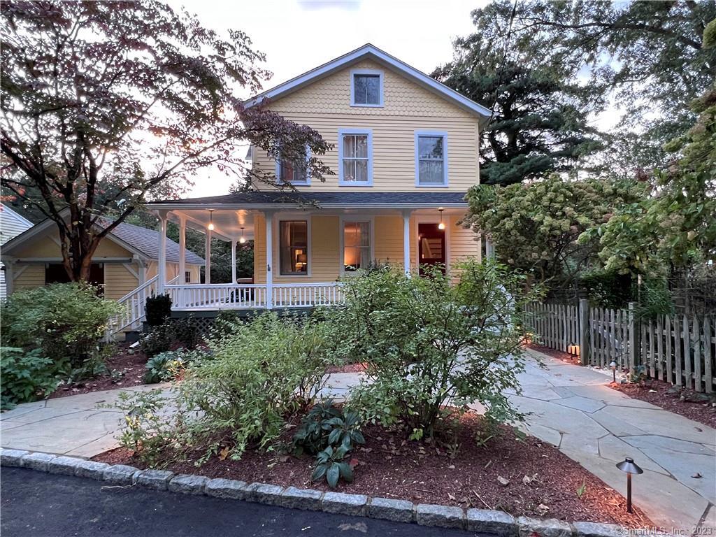 Rental Property at Mill Plain Road, Fairfield, Connecticut - Bedrooms: 3 
Bathrooms: 2 
Rooms: 9  - $5,875 MO.