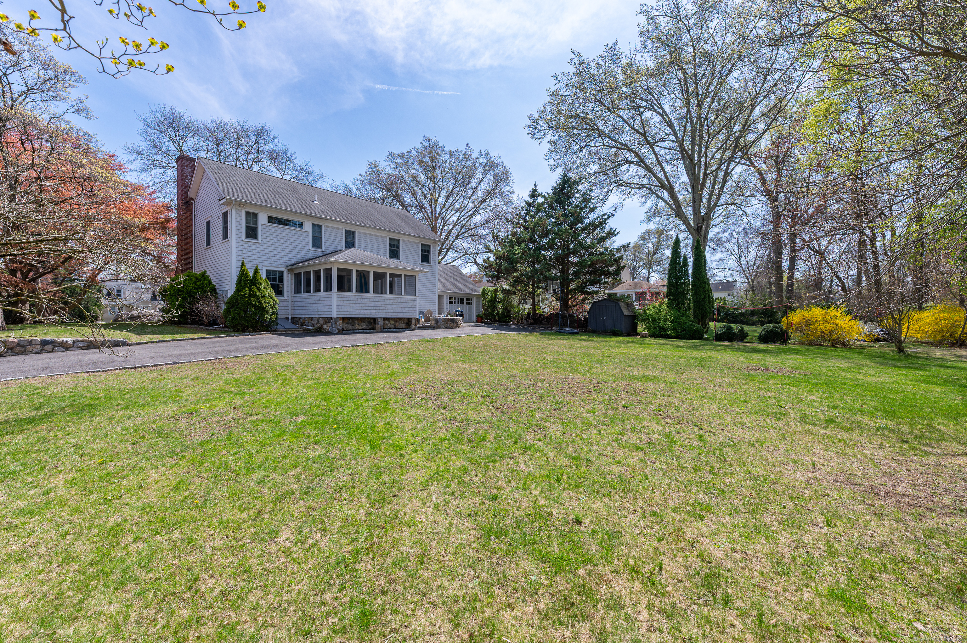 2 Lakeview Drive, Greenwich, Connecticut image 24